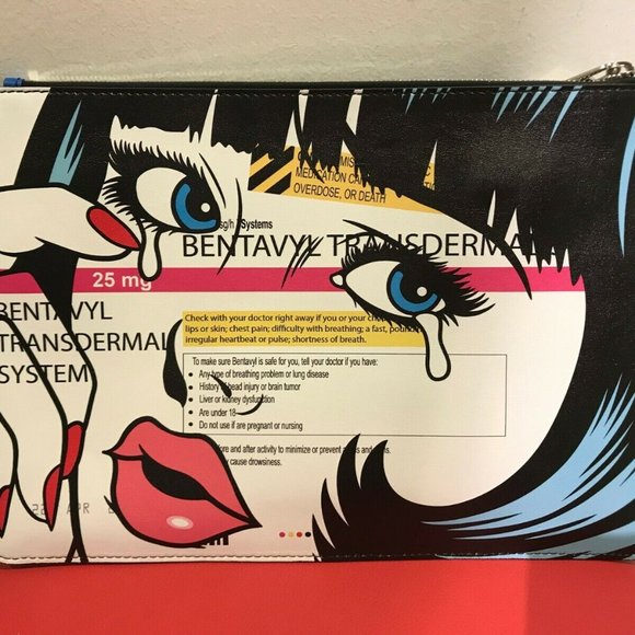 AW18 EYES LEATHER CLUTCH HANDBAG #MOSCHINOEYES - Picture 8 of 12